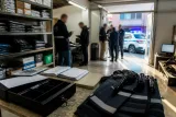 Bursa'da iş yerinde kaçak çalıştırma operasyonu: 10 yabancı uyruklu tespit edildi
