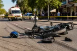 Gölbaşı'nda elektrikli bisiklet devrildi: Sürücü yaralandı