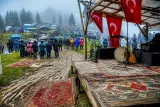 Hendek Dikmen Yaylası'nda 116. Geleneksel Şenlik yağmura rağmen sürdü