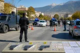 Isparta'da haftalık denetimler: 39 aranan şüpheli yakalandı