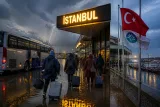 İstanbul için Perşembe günü gök gürültülü sağanak uyarısı — Perşembe sakinlerine seyahat ve hazırlık hatırlatması
