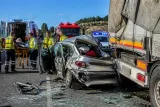 Kastamonu’da kavşakta tır dorsesine çarpan otomobilde 5 yaralı