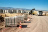 Kovancılar Kacar Köyü afet konutları bağlantı yolu için 9.900 m² parke ihalesi ilan edildi
