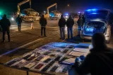 Kumlu'da göçmen kaçakçılığı operasyonu: 8 düzensiz göçmen yakalandı, 4 tutuklama
