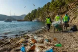 Marmaris Bördübet'te plastik kirliliği alarmı: koylar tehlike altında