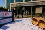 Menemen Belediyesi'nde işçi alacakları ve taşınmaz satışları tartışma yarattı