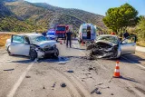 Milas'ta Beçin yolunda feci çarpışma: 1 ölü, 1 ağır yaralı