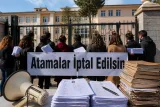 Samandağ’da Eğitim Emekçileri: Proje Okulu Atamalarının İptalini Talep Ediyor
