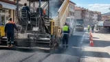 Şarkışla'da asfalt sezonu başladı: Kaymak Yolu Sokak sıcak asfaltla buluşuyor