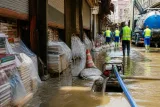 Üsküdar'da sağanak sonrası su baskınları ve altyapı çalışmaları mecliste gündeme geldi