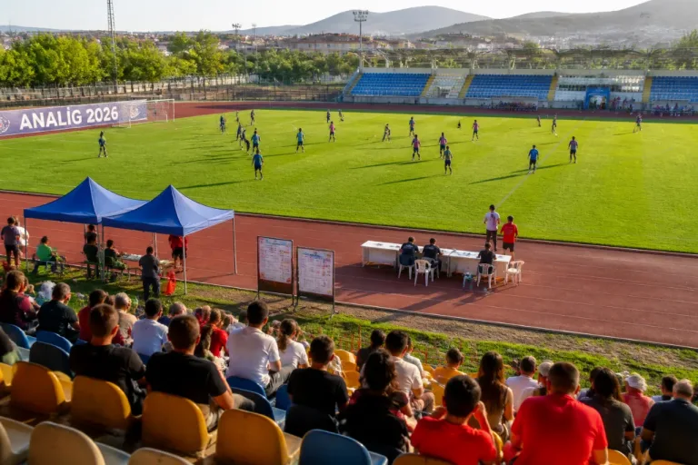 Afyonkarahisar'da ANALİG Yıldızlar Futbol Müsabakaları Başladı