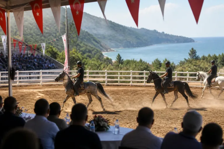 Ünye'de geleneksel Rahvan yarışları coşkusu: Sezon açılışı gerçekleştirildi